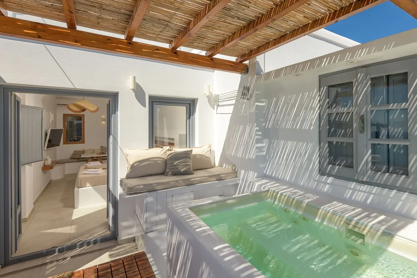 Honeymoon Suite N1 camera da letto con vista mare