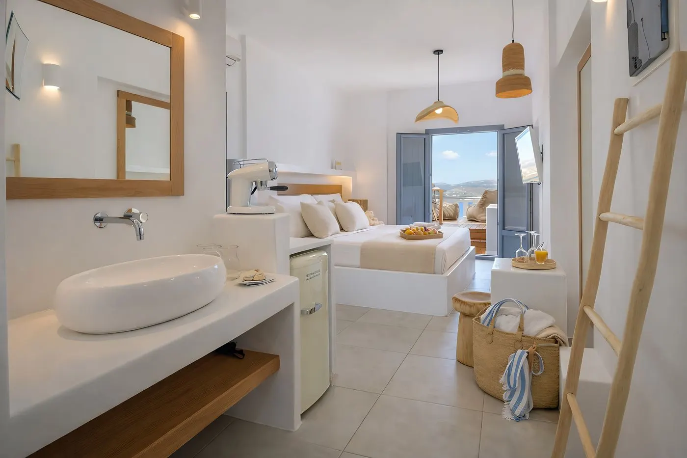 Suite N4 camera da letto vista mare